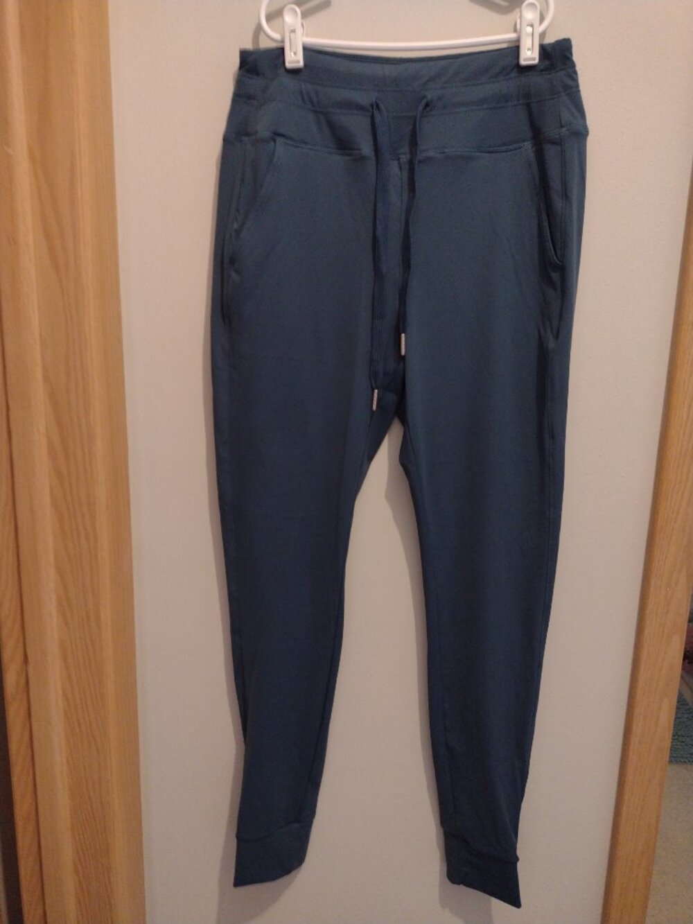 HALARA SoftlyZero Joggers Size Medium Regular